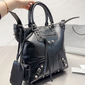 Luxe designer tassen grote capaciteit Tote tas vrouwen handtas mode schoudertassen klassieke crossbody boutique tassens tops kwaliteit hiphop straat klinknagels rmocortytle