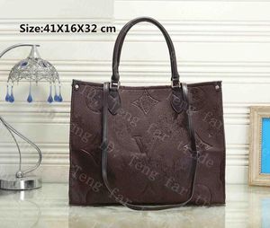 Luxe Designer Tassen Vrouwen Onthego Handtassen Bloem Tote Bag Ladie Casual Reliëf Lederen Schoudertassen Mode Bakken Vrouwelijke Grote Handtas portemonnee MM GM