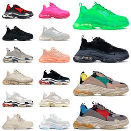 Designer de luxe Triple S pour femmes chaussures décontractées noires blancs claire semelle bleu néon vert jaune rose rose arc-en-ciel sneakers sportifs baskets