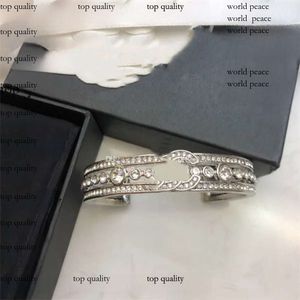 Luxe ontwerper Bangle Opening Chanells armbanden sieraden chanells bangle vrouw charmelarmband man letter c logo gold manchet cadeau 819
