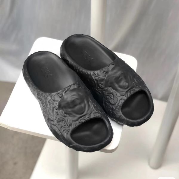 Designer Slipper ShoeBarocco Femme Luxe Dimension Sliders Bout rond Caoutchouc Tête 3D Homme Sandale d'été Marque Véritable Cuir Flip Flop Slide Dress