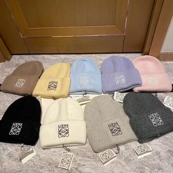 Diseñador de lujo Beanie Skull Caps Moda BAJO Sombreros de punto Invierno Cálido Protección para los oídos Hombres y mujeres Casual Sombrero de esquí al aire libre Alta calidad