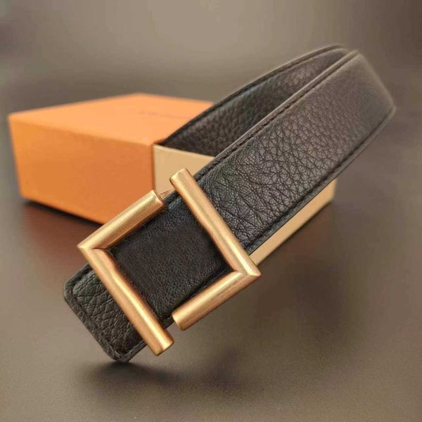 Diseñador de lujo Cinturón Moda Hombres cinturón de cuero Ancho 3.8 cm Carta clásica hebilla Hombres Negocios Casual Mujer Jeans Cinturones de accesorios al por mayor