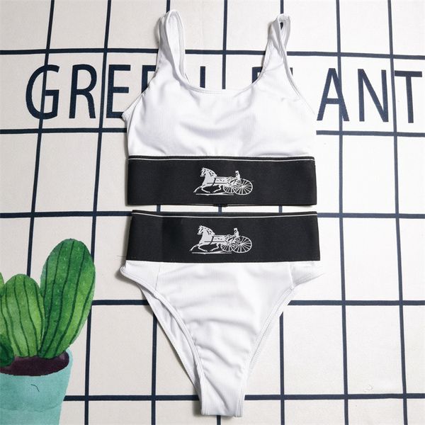 Designer de luxe Bikini Lettre de maillot de bain imprimé Summer Summer Swimming Swimmsuit Fashionable Women's Sexy Two-Piece Set de femme