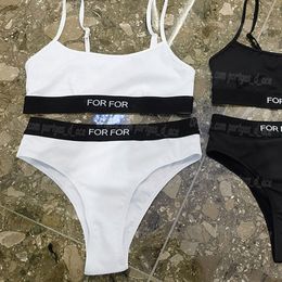 Luxe ontwerper Bikinis Women Beach Bra Briefs Set Sexy Padded Pusd Up Brand Sporty Underwear Split Swimsuit Contrast Color Bathing Suits