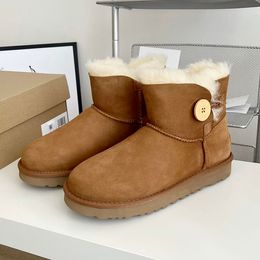 Botas de diseñador de lujo, zapatos para mujeres livianos y cómodos, botas de mujer calientes de lana, botas de nieve al aire libre de cuero de invierno, gran tamaño 36-41 con caja