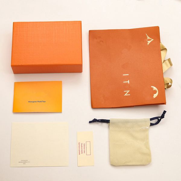 Diseñador de lujo BOX Conjunto de accesorios de marca Solo embalaje Caja 9 estilos Pulsera 243S