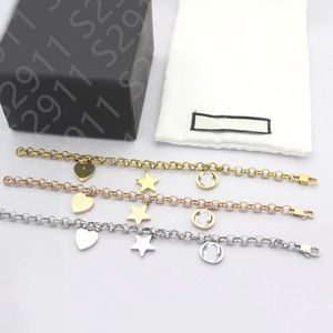 Luxe designer Bracelet Charm Dubbele letter Hartarmbanden mode 18k goud roestvrijstalen keten vrouwen kettingen geen doos