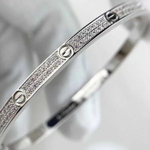 Luxe ontwerper armbanden online winkel vol sky star armband brede editie volledige diamantarmband met schroevendraaier ingelegde zirkoon sieraden precisie editie high -end
