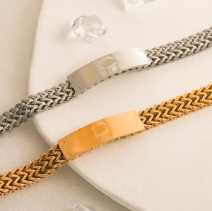 Designer de luxe Bracelets Femmes Printemps Bracelet Marque De Mode Lettre Bracelet En Acier Inoxydable Plaqué Or 18K Bracelet Femmes Bijoux De Mariage Amour Cadeaux