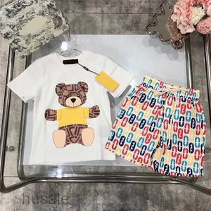 Luxe Designer Merk Baby Kinderkleding Sets Klassieke merkkleding Past Kinderzomer Korte mouw Brief Letters Shorts Mode Shirt Sets Meerdere stijlen
