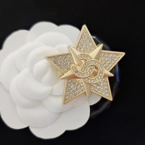 Broches de créateur de luxe lettre étoile broche épinglettes broches pour femmes bijoux accessoires 20 Style