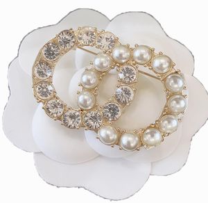 Luxe Designer Broches Parels en diamanten Broche met Stempel Hoge Kwaliteit mode-sieraden LC18 yamalang25118849