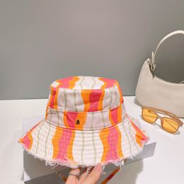Chapeau seau design de luxe nouveau chapeau de pêcheur d'été style à la mode confortable respirant et beau avec corde brise-vent très bon agréable