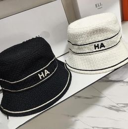 Designer de luxe Bucket Chapeaux Noir Hommes Blanc Tissé Chapeaux Femmes Mode Automne Fedora Ajusté SunHat