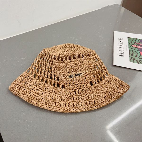 Chapeaux de godet de luxe Chapeau de paille ensoleillé fait à la main avec des lettres brodées adaptées à l'été Casual Beach Travel Sunshade Sunhats