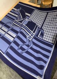 Luxe ontwerper Cashmere wollen koetspatroon deken kussensloop sjaal groot formaat 170140 cm dikke gewicht ongeveer 13 kg voor familie7568172