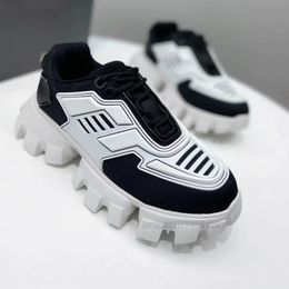 Chaussures décontractées designer 19fw baskets symphoniques CloudBust Thunder Trainers Luxury Mens Black White Capsule Series Shoe Lates Low Top Platform Sneaker
