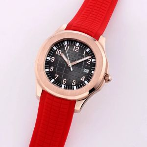 Reloj mecánico automático de moda clásica de diseñador de lujo tamaño 41mm caja cuadrada correa de goma para hombres como regalos de navidad