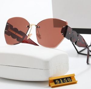 Luxury Designer Classics Sunglasses Man Woman Outdoors Sports Afficés étanches de soleil de haute qualité Femme Casual Travel Radiation Protection Goggles