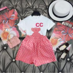 Diseñador de lujo Conjuntos de ropa para niños Camiseta Pink camel shortst fashion Marca de moda británica verano tesoros para niños y niñas algodón de dos piezas