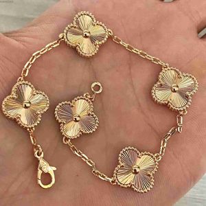 Luxe Designer Clover 18k Armband Parel 4 Leaf Gold Charm Laser Merk Bangle Armbanden Ketting Oorbellen Bruiloft een Jewelr 4k Luck