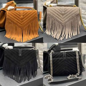 Tas met middellange ketting Licht suède met franjes Flap Magnetische drukknoop Crossbody Gewatteerde lederen schoudertassen Luxe designer Messenger-tas met bovenhandvat