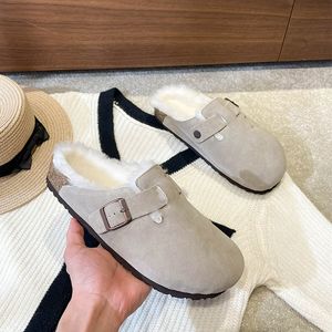 Luxury Designer Couple's Wool Slippers Black 2023 New Fashion Casual Men's Slippers Flat Beach Slippers Femme's Leather Platform Home Slippers White Taille 35-45