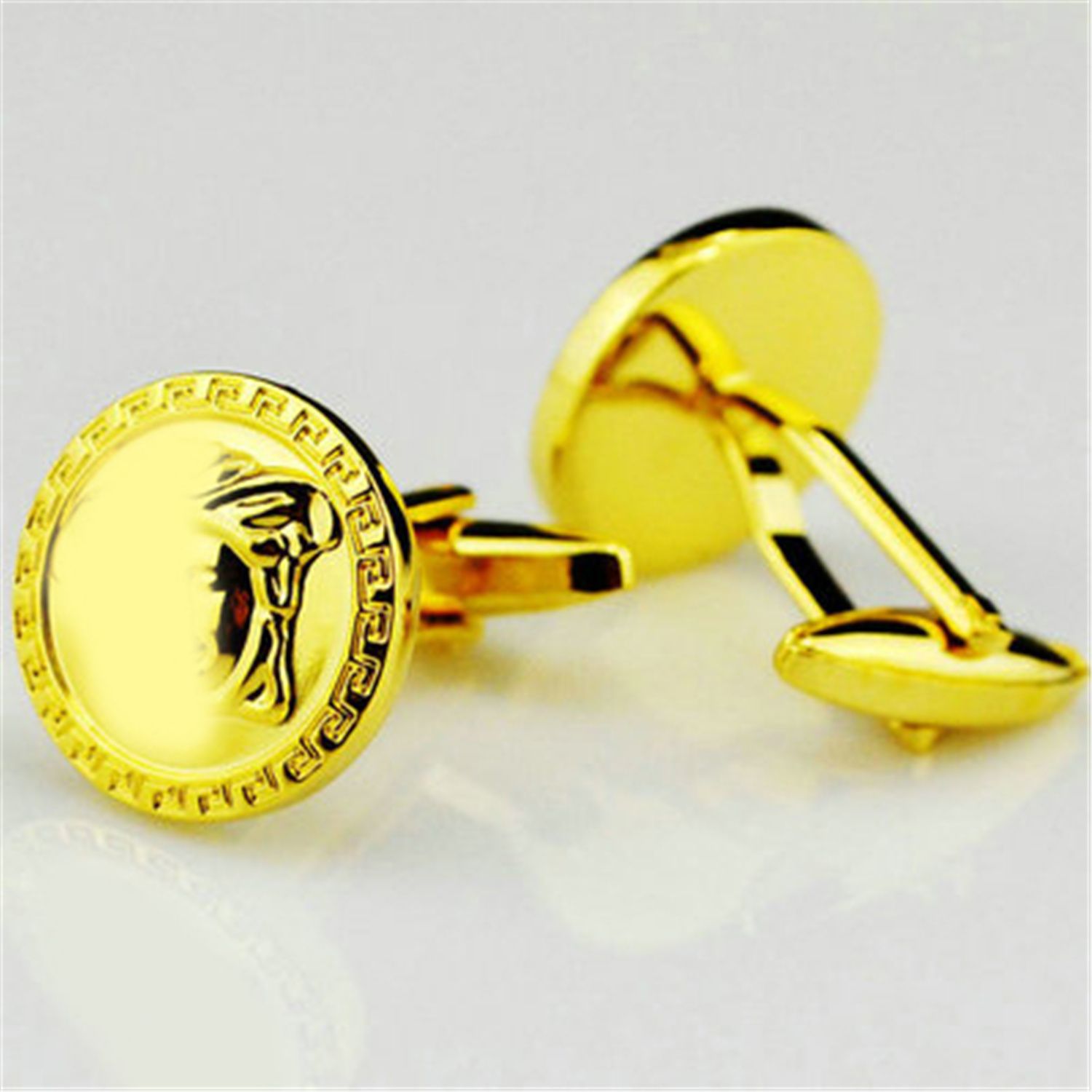 Luxury Designer Cuff link Fashion Jewelry Men Classic Letters Cuff links Shirt Accessories Wedding Gifts Cufflinks P436