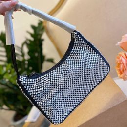 Luxe ontwerper Diamond Handtas Rhinestone Nylon Messenger Bag Classic Ladies onderarm schouderportemonnee Fashion Retro Star