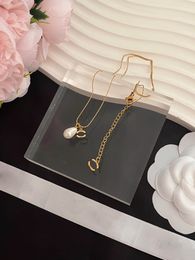 Diseñador de lujo doble letra colgante Collar Collar 18K chapado en oro 925 plateado acero inoxidable letra colgante moda joyería de las mujeres