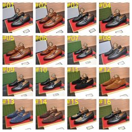 Chaussures habillées de concepteur de luxe Red Bottoms Triple Black Oreo Suede Patent Le cuir Rivets Slip on Loafer Robe Men Shoe de mariage pour les affaires Taille 6.5-12