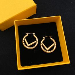 Boucles d'oreilles design de luxe pour femmes boucles d'oreilles motif croix vintage lettre f boucles d'oreilles créoles en cuivre classique bijoux de créateur