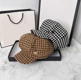 Accessoires de mode de créateurs de luxe Casquette de baseball Femmes Casquettes de balle Bérets Classiques Marque Lettre Chapeaux Ajustés Géométrie Vérifier Casual Automne Hiver Chaud Seau Chapeau