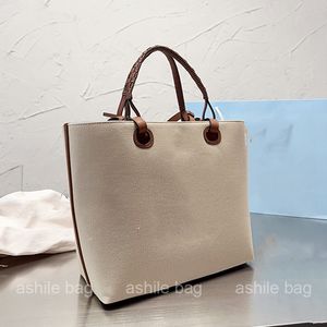 Sacs de plage de mode de créateur de luxe sac à bandoulière pour femme personnalité de haute qualité paille atmosphère minimaliste atmosphère minimaliste bonne qualité sac pour femme