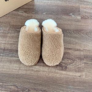 Luxe designer mode dames wollen laarzen sandalen warm comfort slippers vrouw katoen slipper herfst winterlaarzen