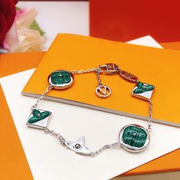 Luxe ontwerper vijfbloemige witte schelpdierenarmbanden met diamanten klassieke letterarmbanden mode kwaliteit armbanden fijn geschenk sieraden