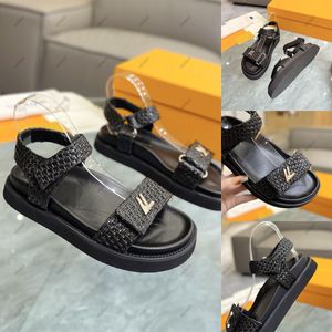 Luxe Designer Platte Strand Dames Sandalen Slippers Nieuwste Stijl Metalen LOGO Voorbereiding Lakleer Stof Mode Casual Schoenen Met Doos En Stofzak 35-42