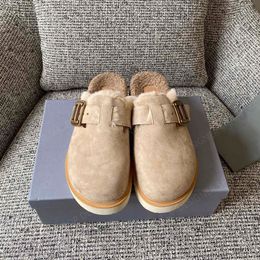 luxe designer bontsandalen Stijlvol suède Harige pluizige pantoffels Gesp met dikke zolen Wollig Fussbett Sabot Herfst en winter outdoor damesloafers maat 35-40