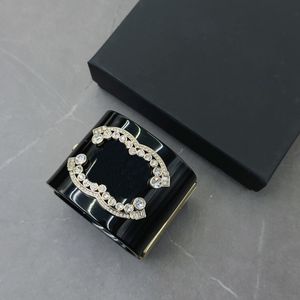 Bracelet en diamant en or de luxe pour femmes Bands de bracelet pour femmes orange blanc noir acrylique bracelets de marque officielle Replica Premium Gift 3ow4