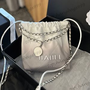 Luxury Designer Gradient Grey Coin 22 Mini Sacs à bandoulirs Real Le cuir Round Starpo Silver Crossbodybags Hands Sacs Lacquered White Letter Outdoor Purse 20X22CM