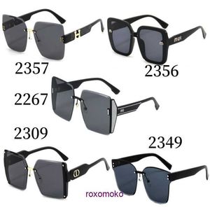 Diseñador de lujo H, gafas de sol para el hogar, tienda en línea 2023, versión coreana de las nuevas gafas de celebridades de Internet de moda para mujer, resistentes a los rayos UV, con caja de regalo