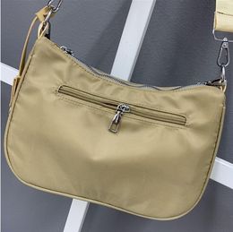 Luxe ontwerper Handtas Nylon Messenger Bag Classic driedelige pak dames onderarm schouderportemonnee mode retro ster 00860