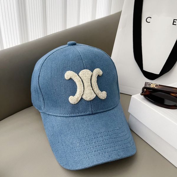 Chapeur de concepteur de luxe Broidé Baseball Cascade Casual Classic Classic Hundred Bowknot Lettres Tater Sun Protection Designer Korean Niche Brand Baseball Caps est populaire 5166