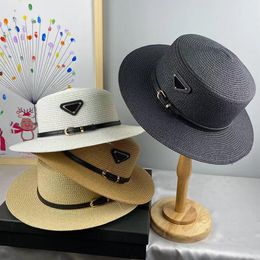 Luxury designer hat Straw hat Fashion summer beach hat Wide brimmed fisherman hat Holiday travel knitted hat visor Flat hat with belt embellished hat