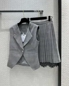 Designer de luxe de haute qualité gilet gilet costume tricoté Tops gilet jupes bureau dame femme élégant minceur ensemble à la mode pour les femmes D1007