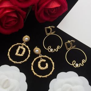 Luxe Designer Hoop Oorbellen voor Dames Gouden Parel Dangle Oorbellen Sieraden Dames Vintage Earring Stud Dangle Earing Des Boucles Oreilles Huwelijkscadeau 231279D