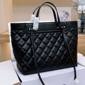 Designer de luxe Icare matelassé sac fourre-tout marque française femmes sac à bandoulière célèbre Paris grande capacité dames sac à main en cuir sac à provisions sac à bandoulière de qualité supérieure