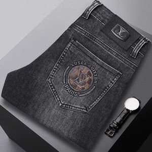 Jeans de luxe pour hommes Hong Kong marque tendance haut de gamme imprimé jean automne nouvelle tendance homme coupe slim petit pantalon long pour hommes