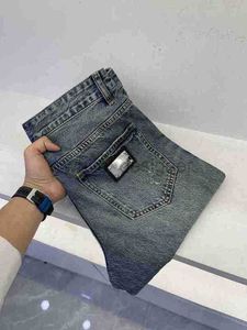 Jeans de créateur de luxe, tout nouveau jean, matériau extensible de haute qualité, à la mode avec pieds serrés, pantalons pour hommes